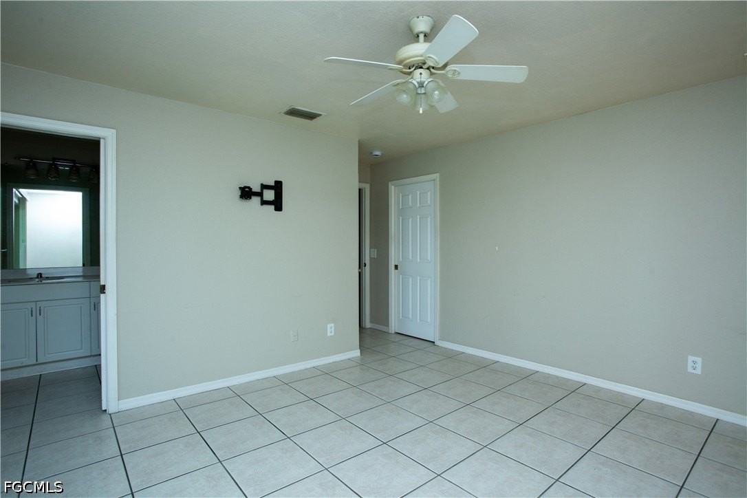 626 Se 13th Pl - Photo 4 of 27