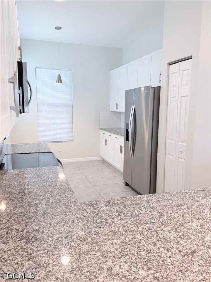 5489 Soria Ave - Photo 5 of 27