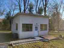 933COTTAGE Stoke Rd - Photo 1 of 1