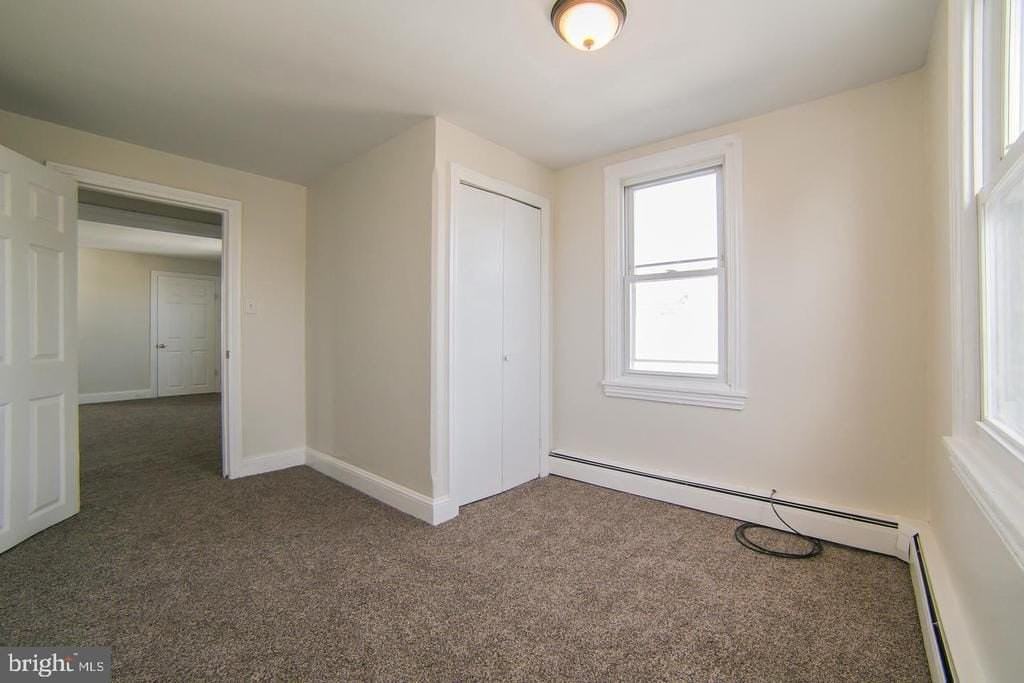 435 Leedom St - Photo 5 of 14