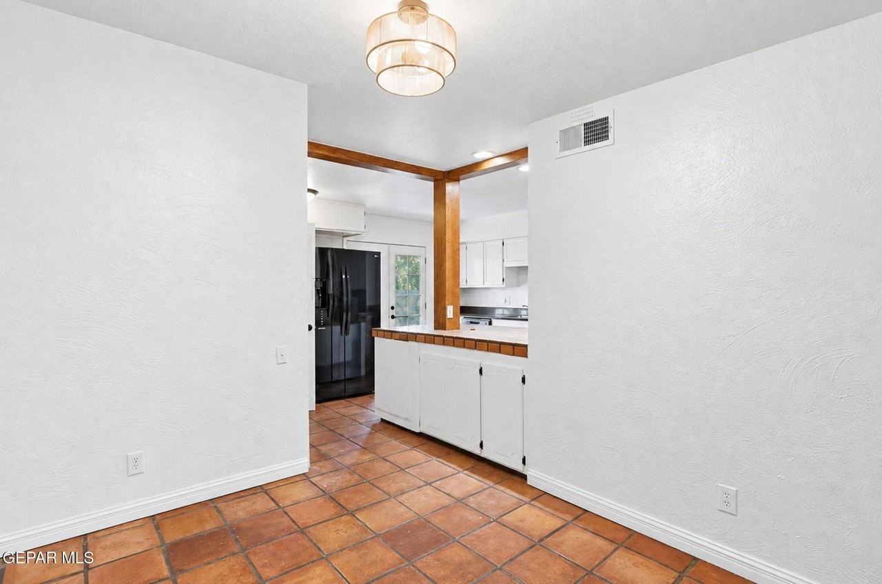 201 Mulberry Ave #J - Photo 7 of 31