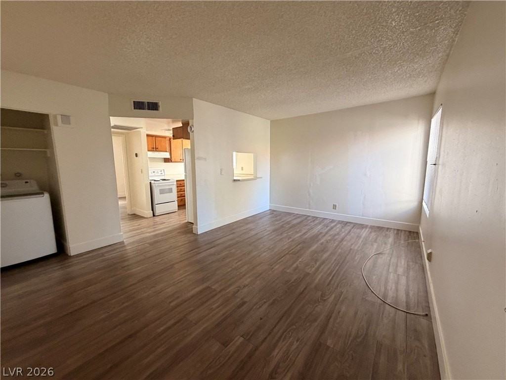 1308 N Jones Blvd - Photo 5 of 13