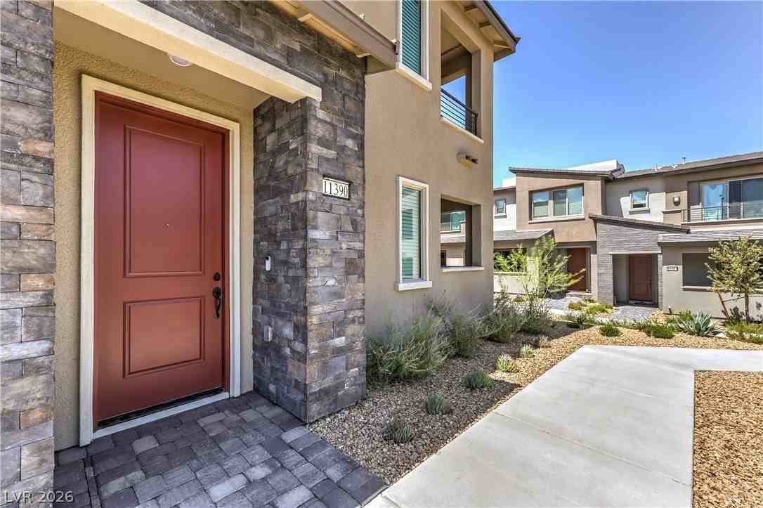 11390 Crimson Ledge Ave - Photo 4 of 31