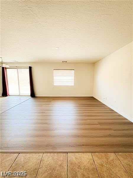 9158 Westchester Hill Ave - Photo 5 of 13