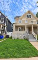 featured image of 877 Jaques Ave
