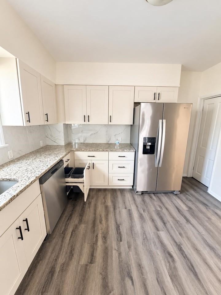 877 Jaques Ave - Photo 5 of 21