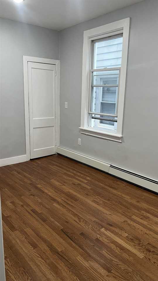 312 Van Nostrand Ave #2 - Photo 5 of 9