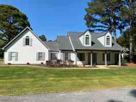 featured image of 104 Waccamaw Dr