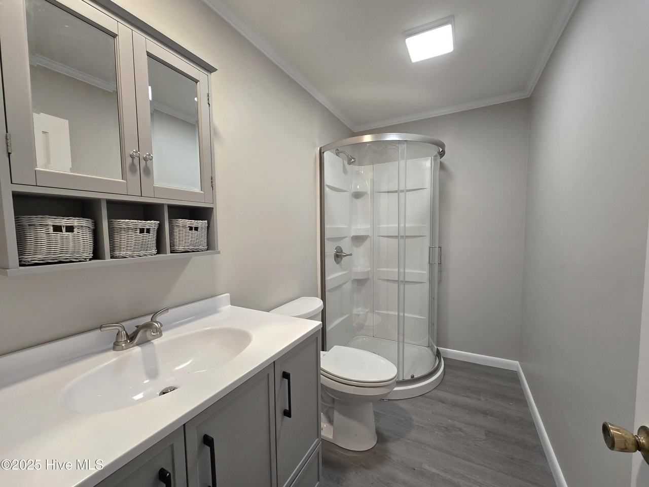 486 Folly Rd - Photo 7 of 8