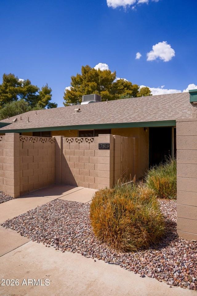 17819 North 45th Avenue - Photo 3 of 25