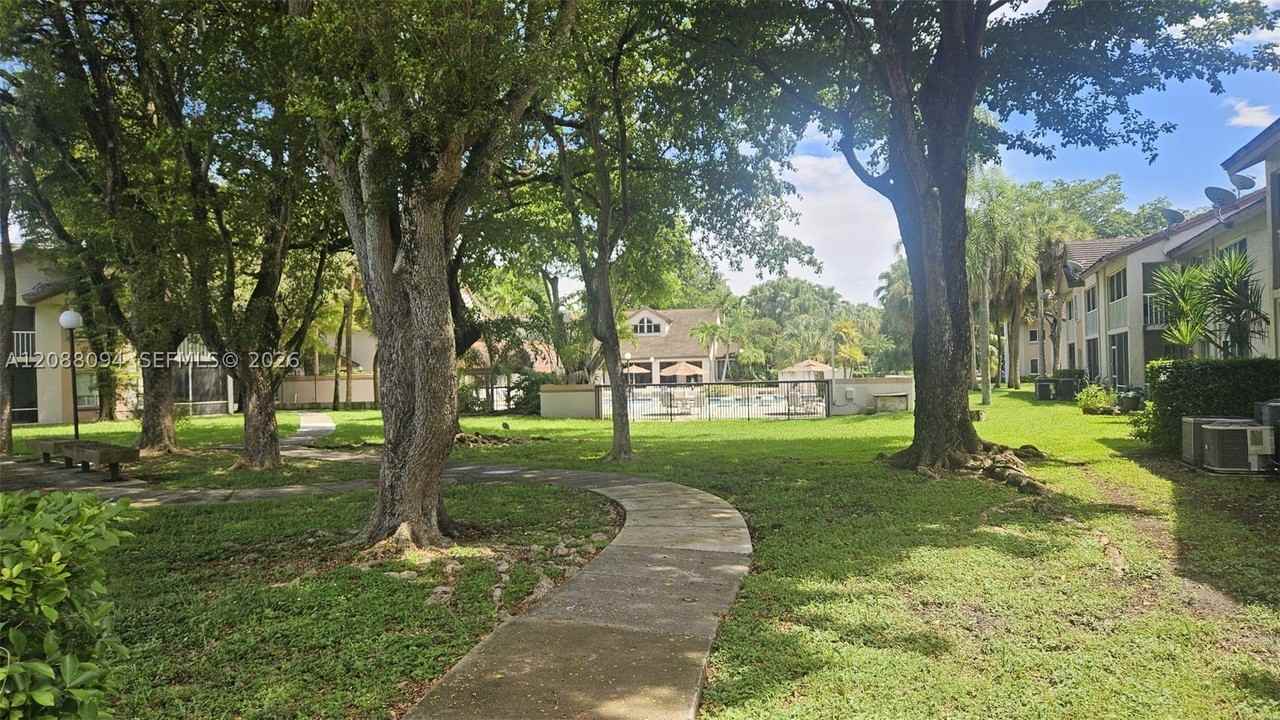 13918 Sw 91st Ter #13918 - Photo 6 of 31