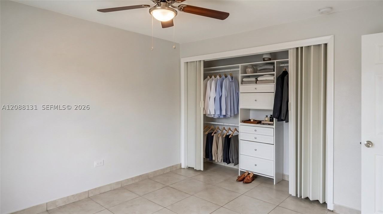 7238 Sw 94th Pl #D5 - Photo 4 of 16
