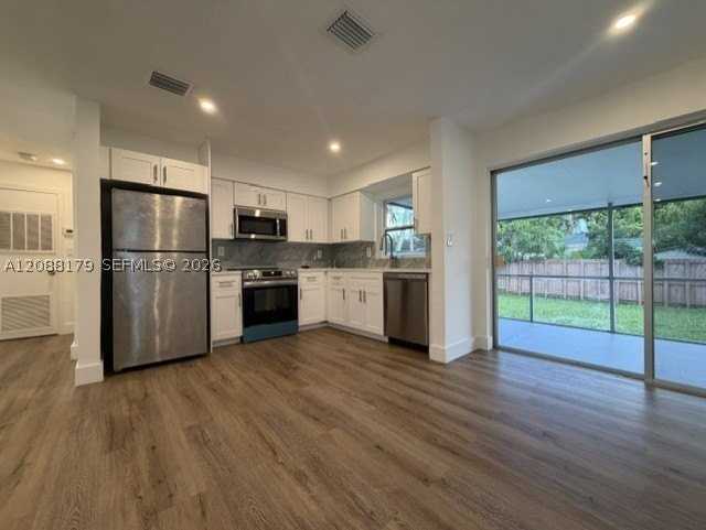 3034 Arthur St - Photo 2 of 29