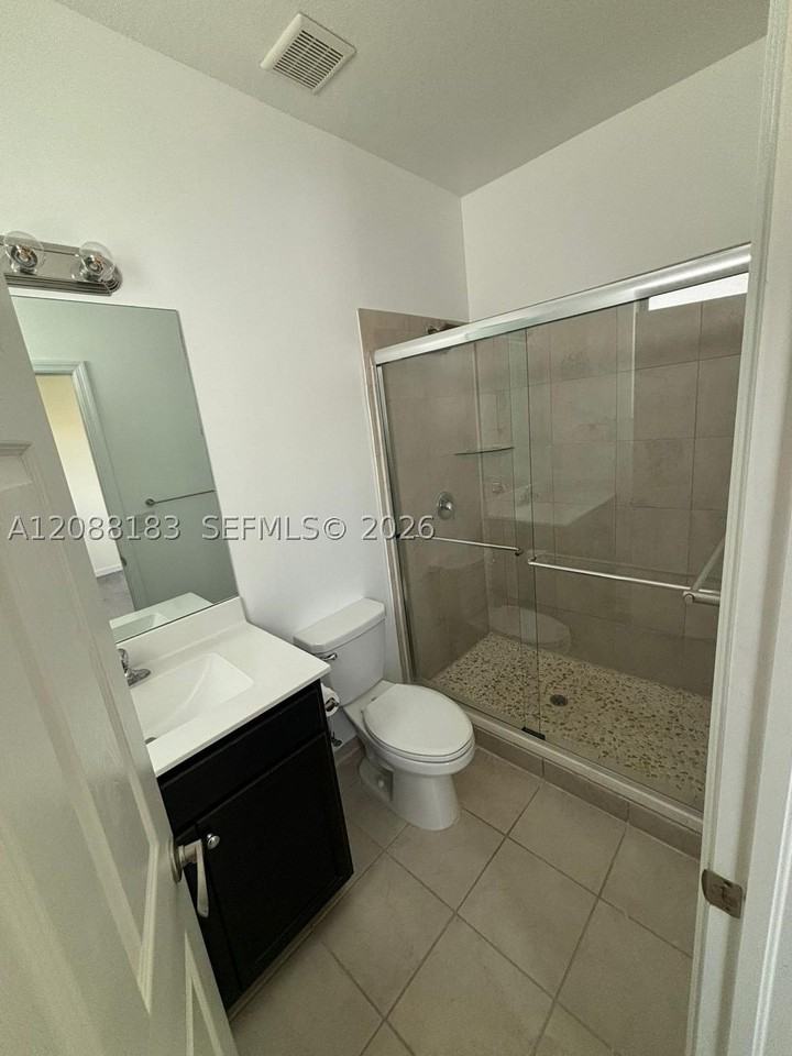 3337 W 105th Ter - Photo 7 of 12