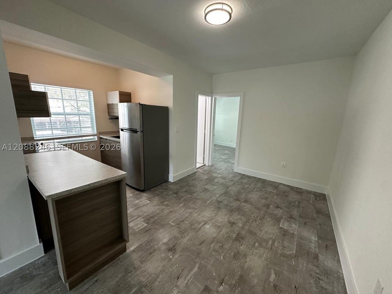 130 Antiquera Ave #8 - Photo 4 of 15