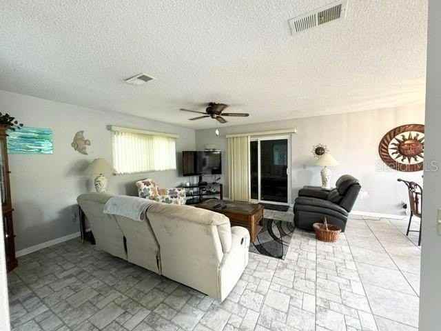 6504 Turtlemound Rd - Photo 3 of 17
