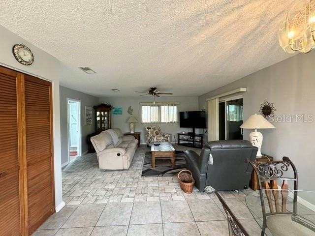 6504 Turtlemound Rd - Photo 5 of 17