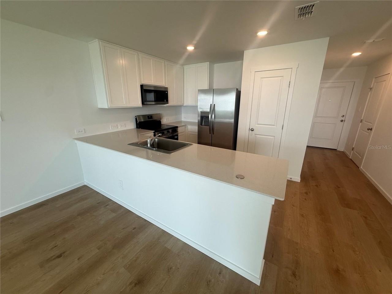 1562 Plank Pl - Photo 6 of 26