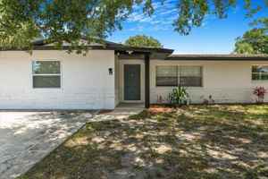 featured image of 1114 La Salle St
