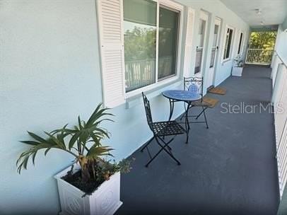 350 73rd Ave #8 - Photo 5 of 21