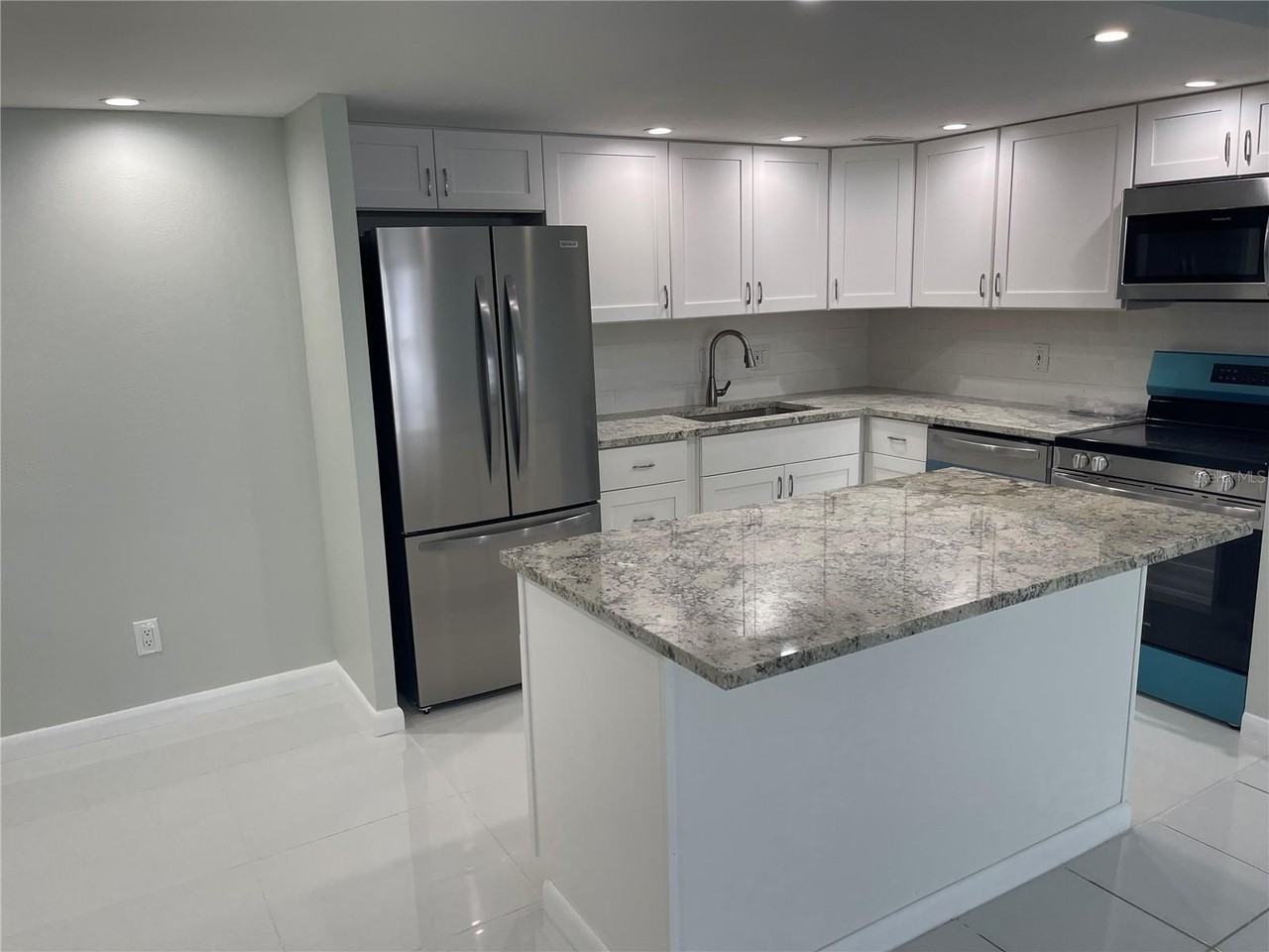 851 Bayway Blvd #205 - Photo 5 of 25