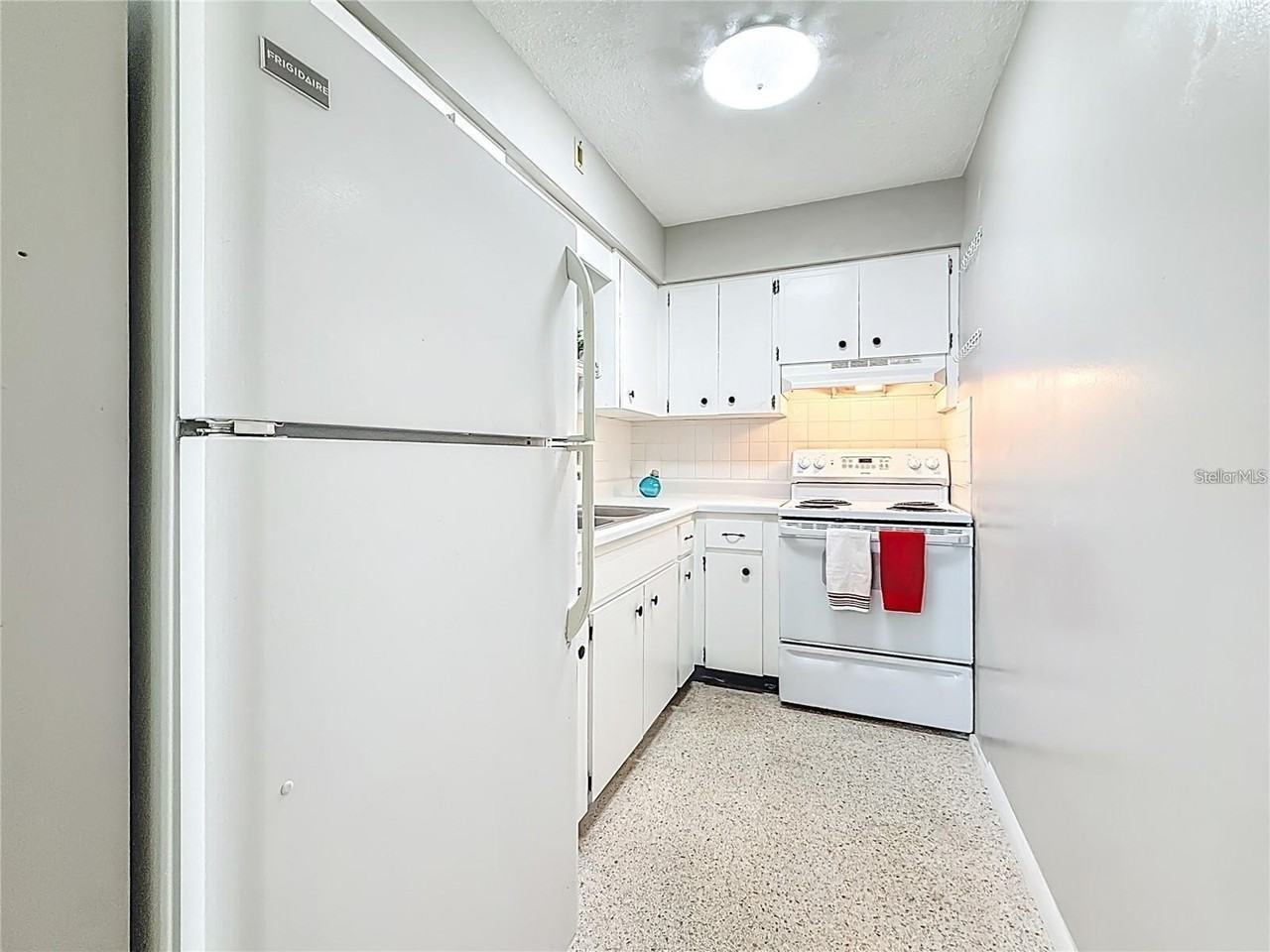 250 Rosery Rd Nw #283 - Photo 5 of 15