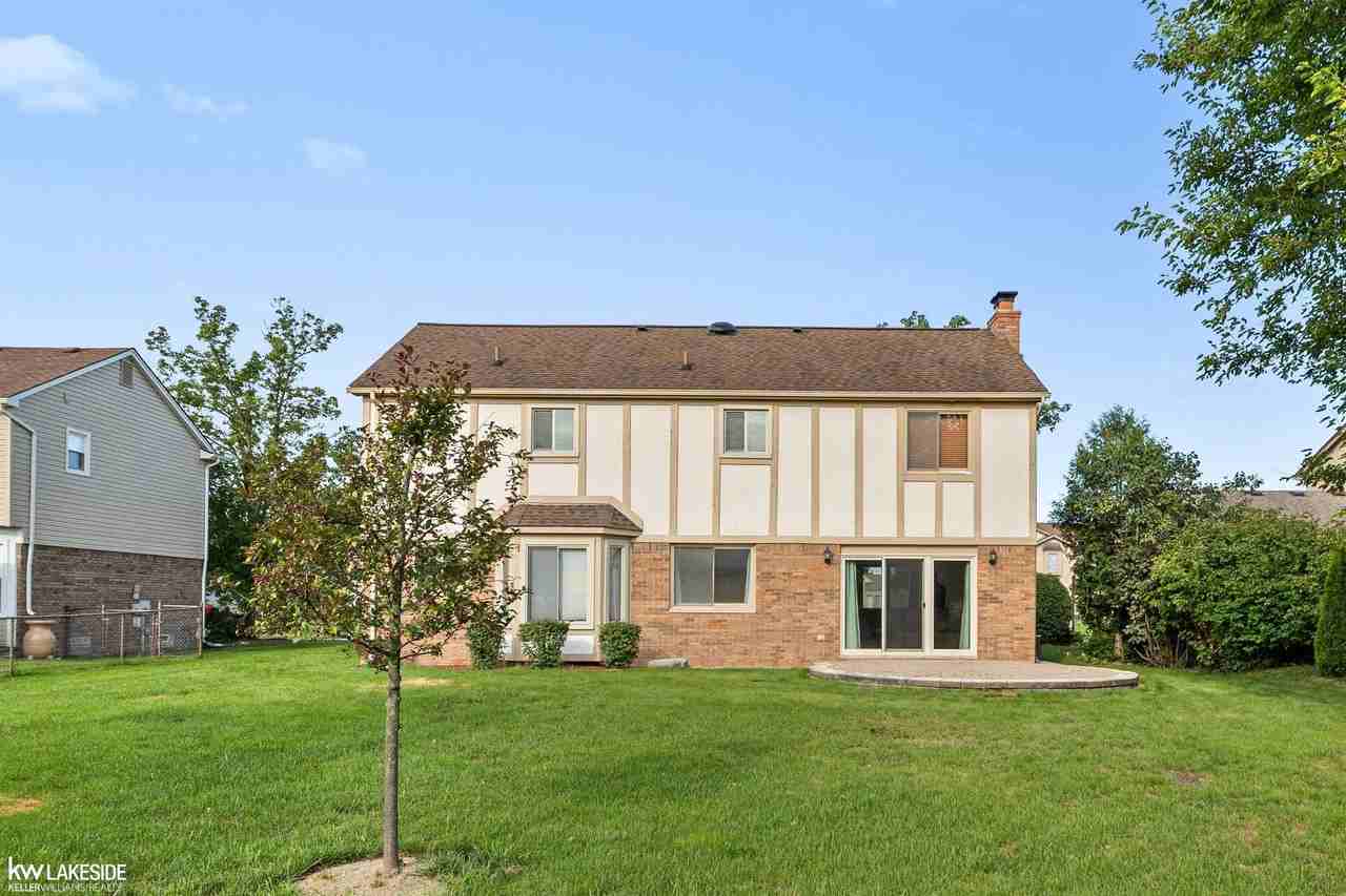 47570 Freedom Valley Dr - Photo 7 of 37