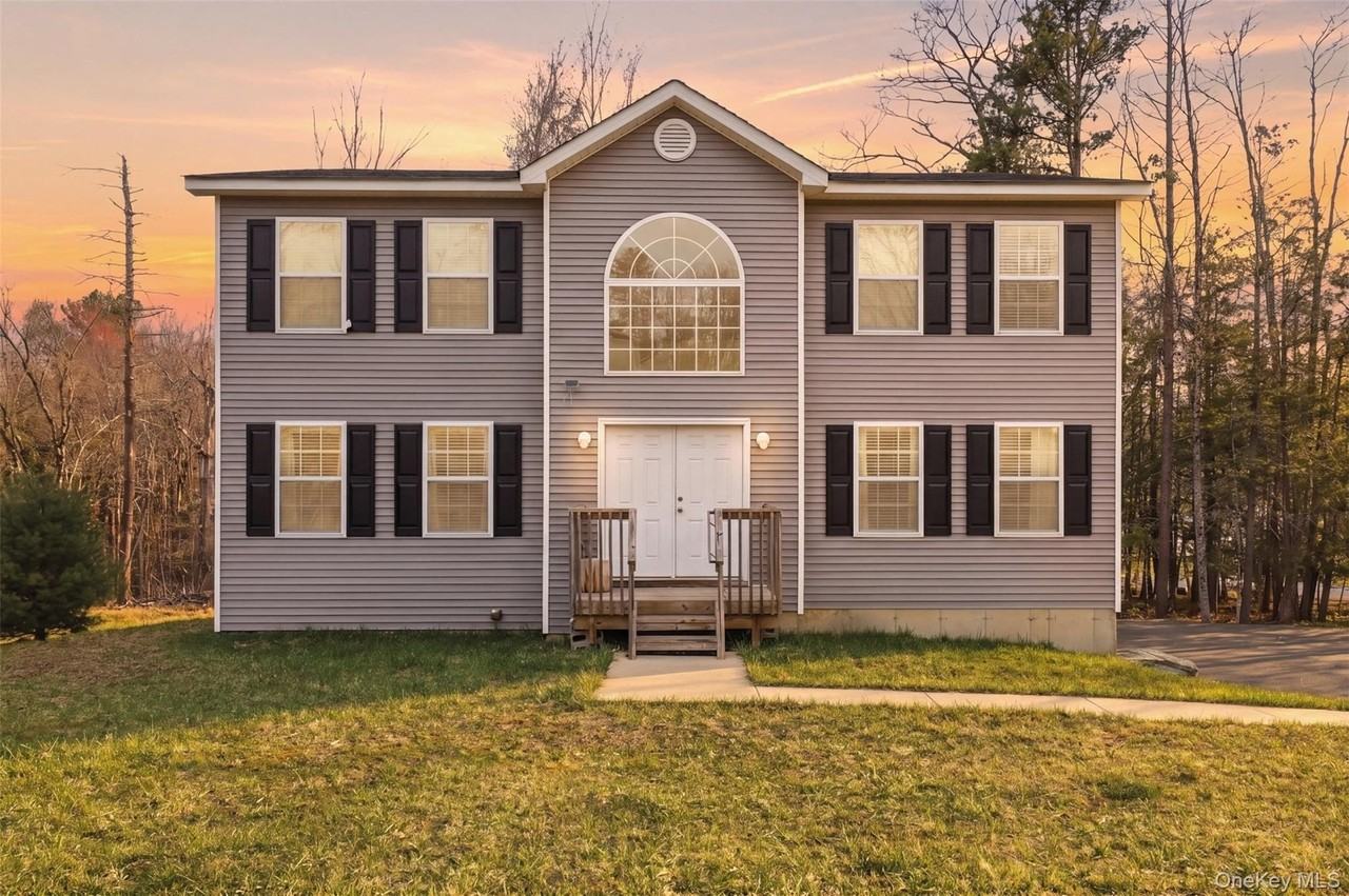 62 Bristol Cir