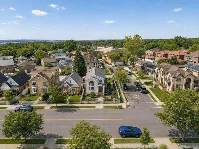 245th 61st ave - Photo 7 of 11