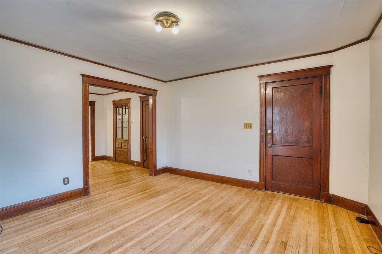 29 Channing St #4 - Photo 3 of 32