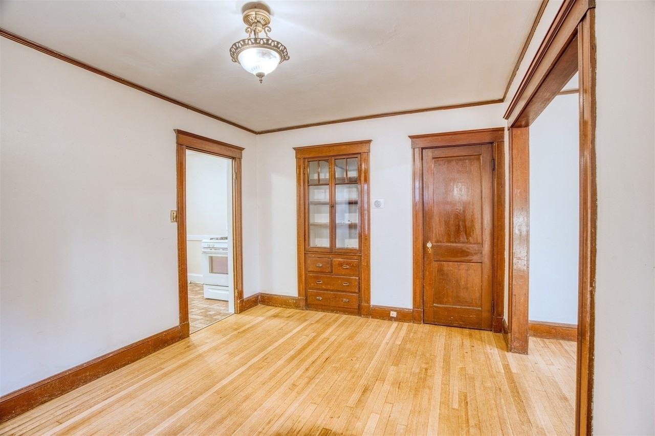 29 Channing St #4 - Photo 6 of 32