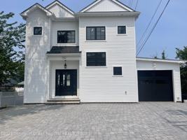 featured image of 150 Navesink Ave