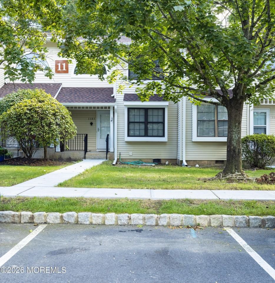 1103 Arlington Dr - Photo 2 of 29