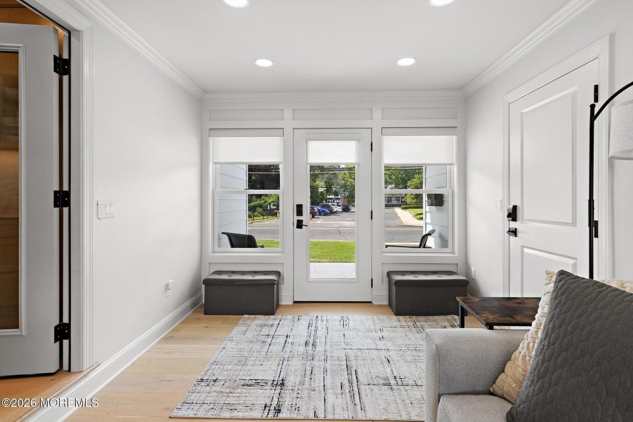 225 Hance Rd - Photo 3 of 29
