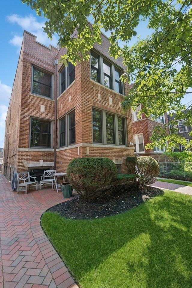 4937 N Talman Ave #1 - Photo 2 of 13