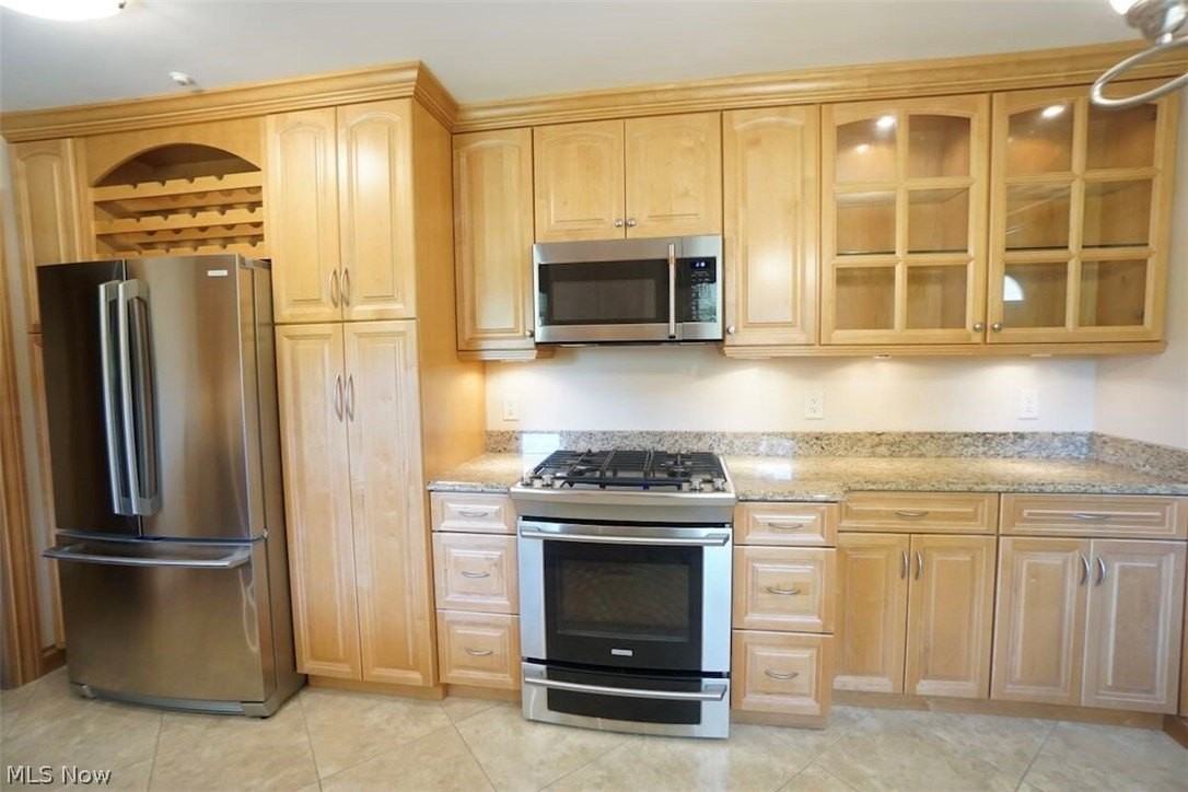 12321 Norton Dr - Photo 4 of 35