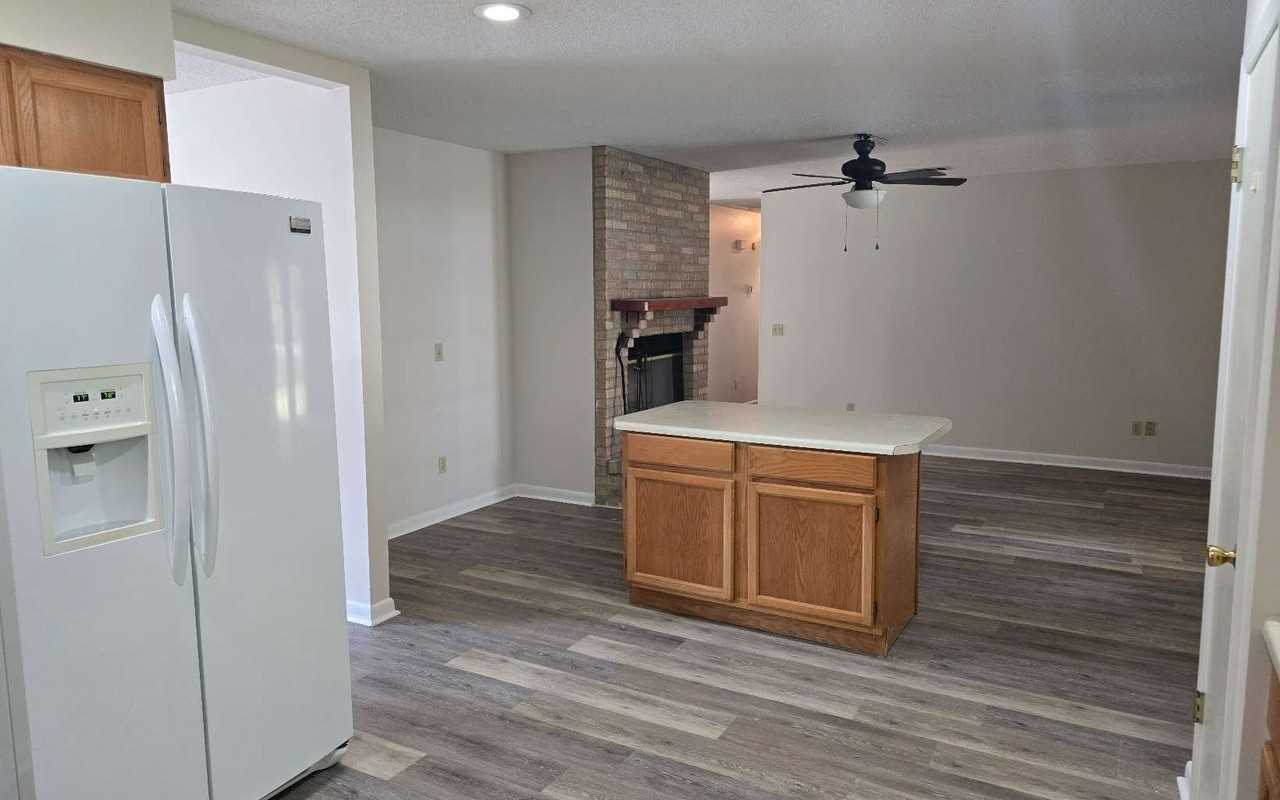 473 Se Evergreen Dr - Photo 7 of 27