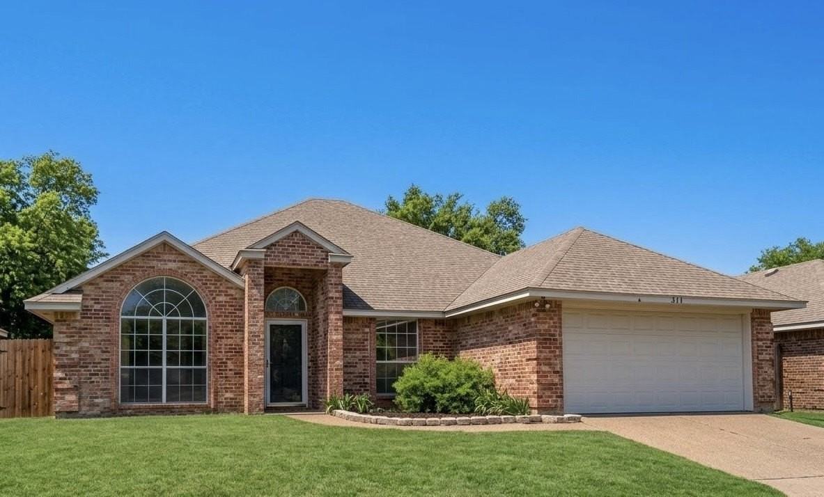 8016 Tree Leaf Ln