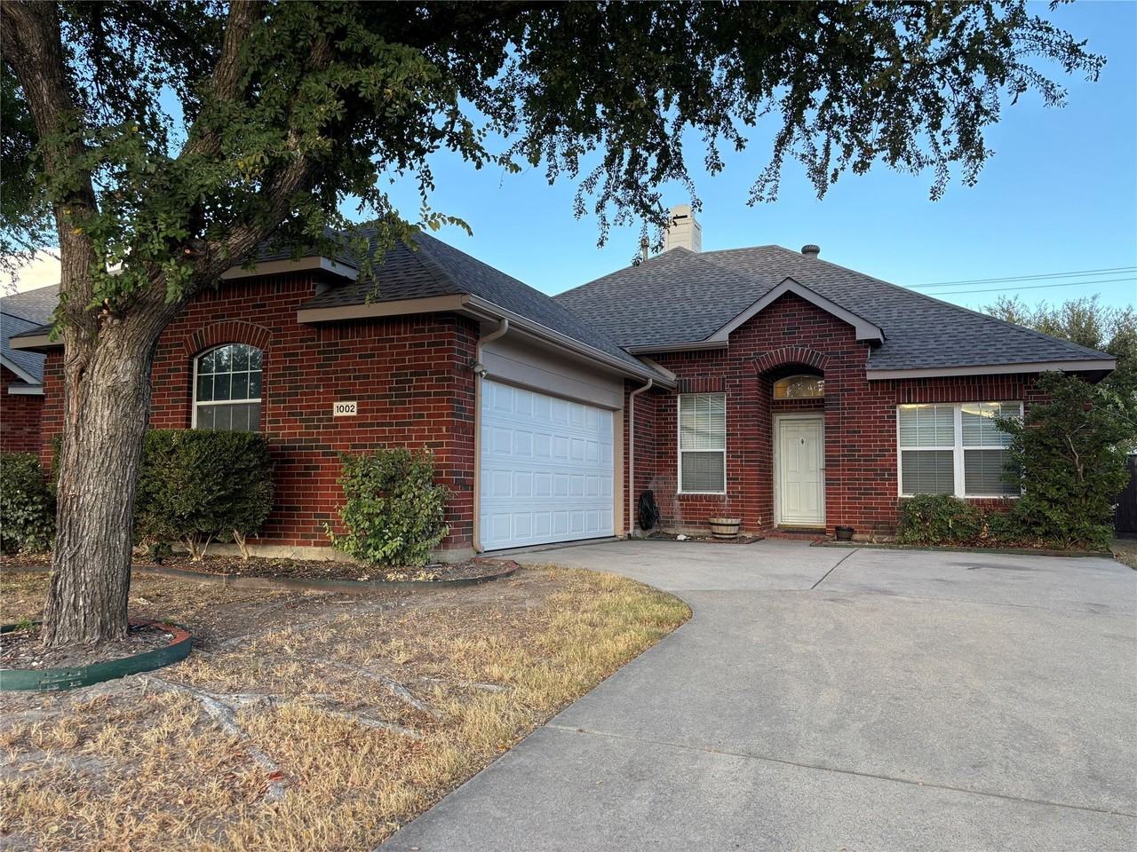 1002 Annalea Brook Dr