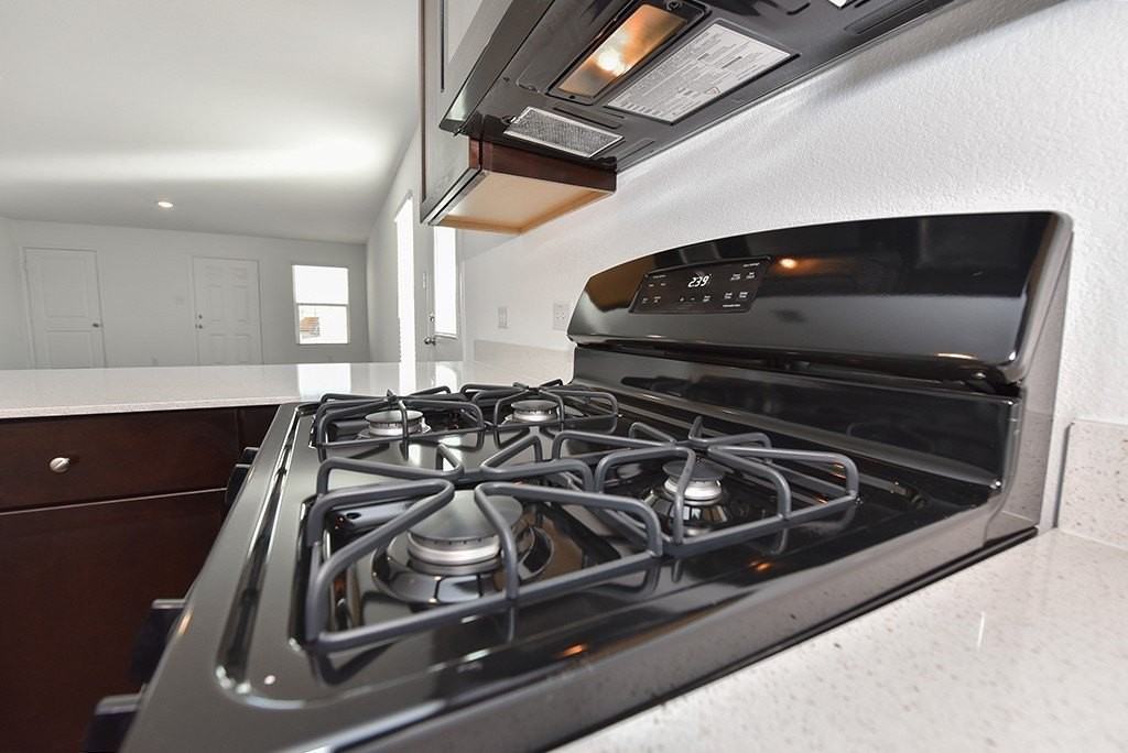 7309 Woodpecker Dr - Photo 4 of 25