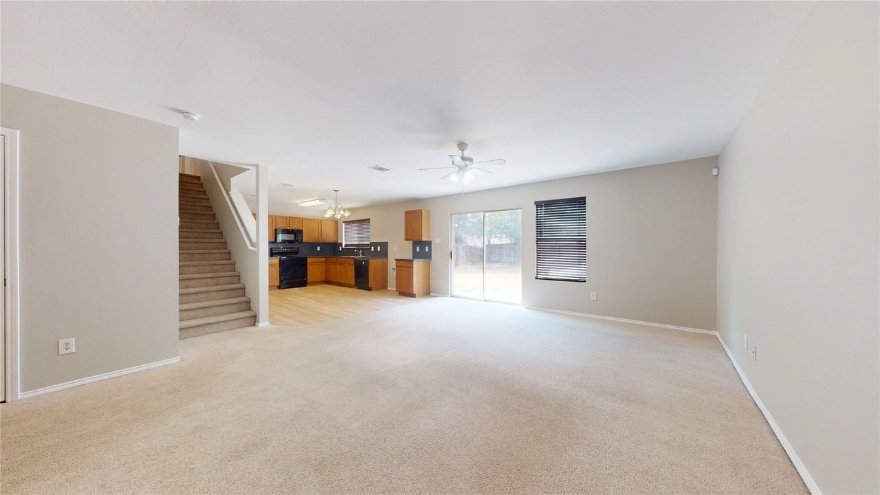 4625 Bridlewood Ln - Photo 6 of 22