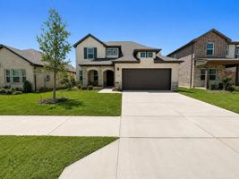 featured image of 715 Roanoke Dr
