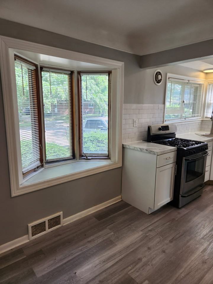 11627 Bramell #1 - Photo 5 of 12