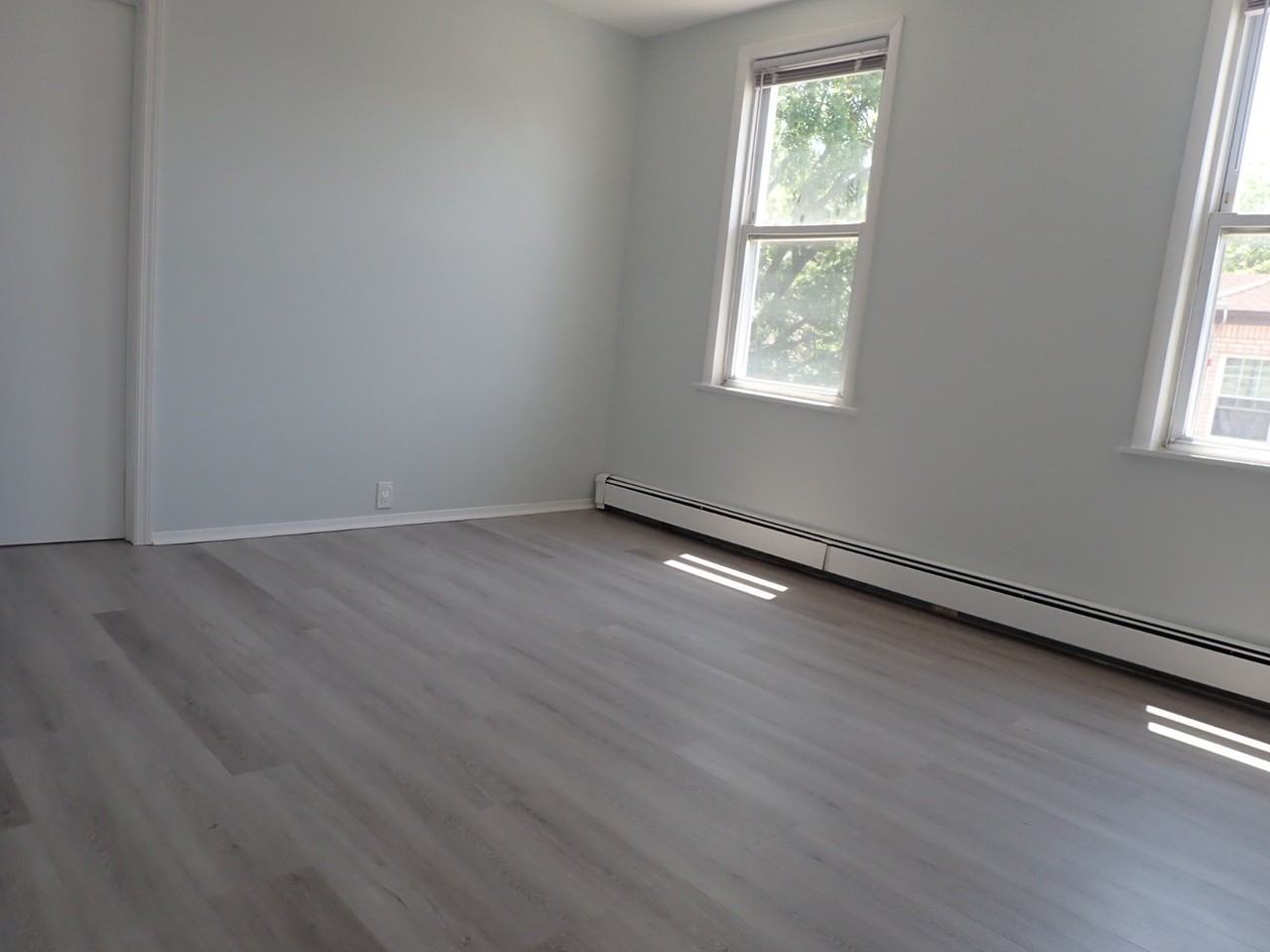 13522 129th St #2 - Photo 3 of 11