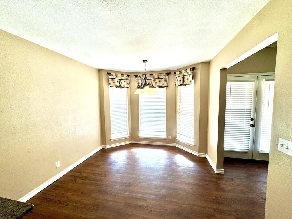 3507 Dentcrest Dr - Photo 6 of 18