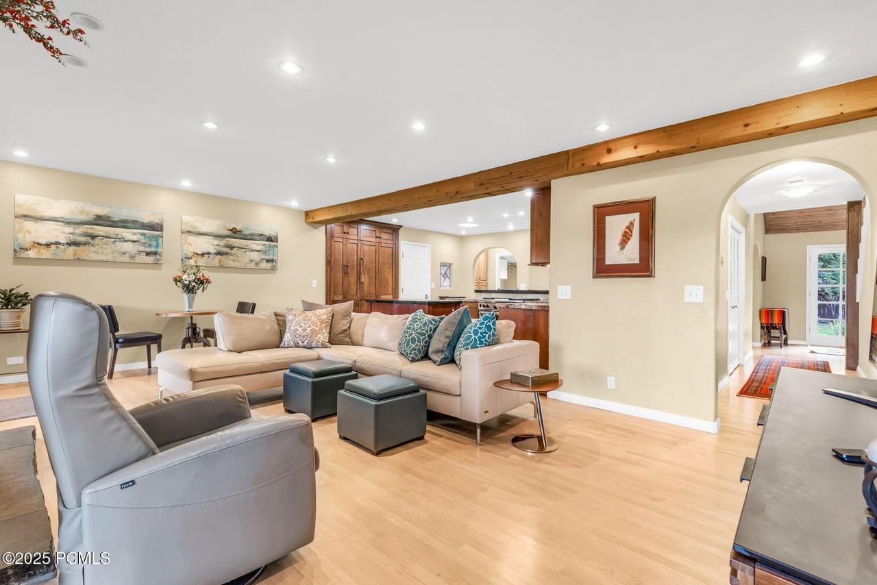 1500 Lucky John Dr - Photo 7 of 31