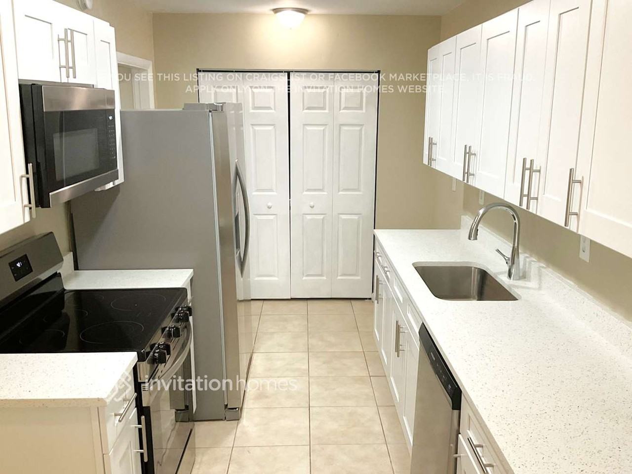 641 N 68th Way - Photo 4 of 15