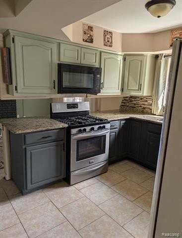 12423 Deming Dr - Photo 4 of 14