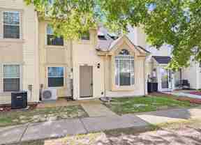 355 Lees Mill Dr - Photo 1 of 1