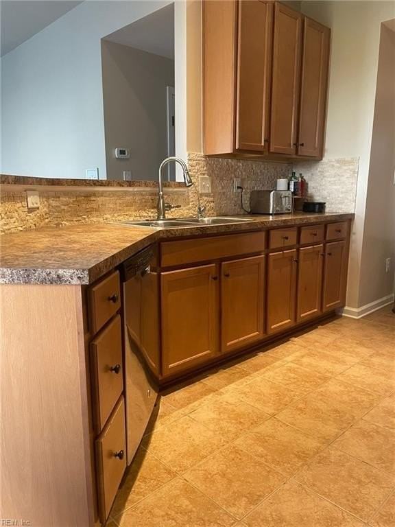 102 Kelly St - Photo 7 of 26